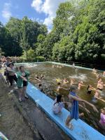 makarena v bazenu.jpg